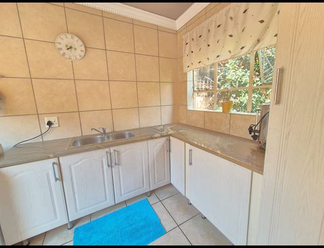 4 BEDROOM HOUSE FOR SALE IN VANDERBIJLPARK SE 2